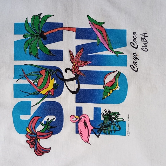 Vintage 90s SUN FUN Cayo Coco Cuba Big Print Graphic T-Shirt - Picture 4 of 5